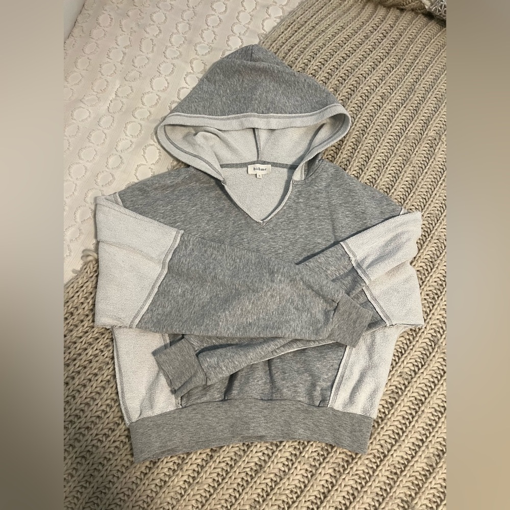 Grey and white hoodie, like brand new, very cute and comfortable!